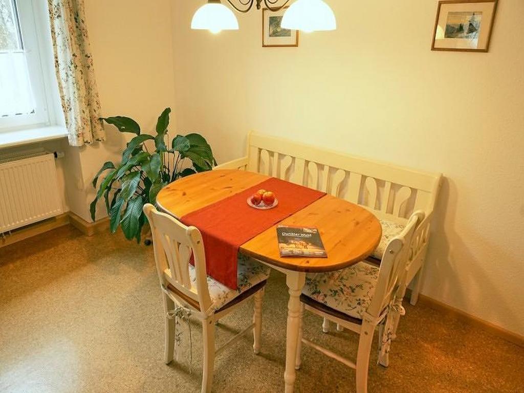Ferienwohnung Am Eisweiher ティティゼー・ノイシュタット エクステリア 写真